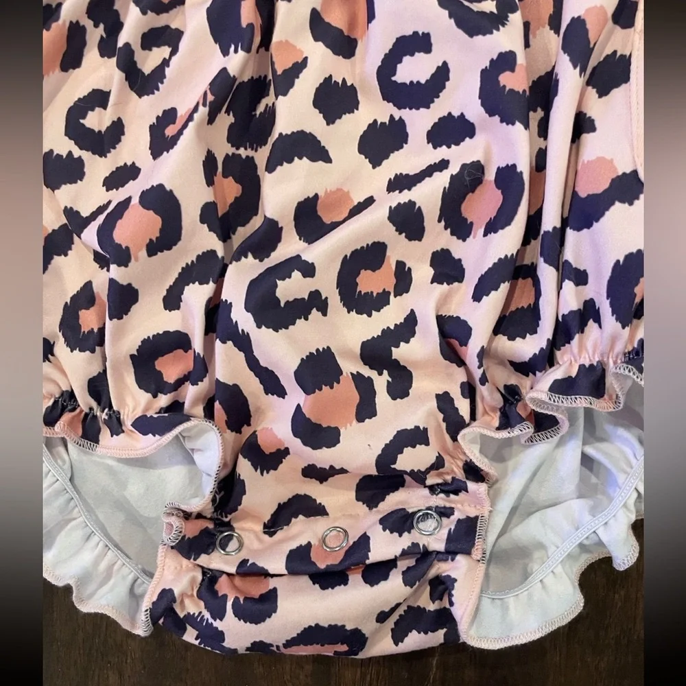 NWOT 18M Baby Girl Cheetah Print Romper - Picture 4 of 6